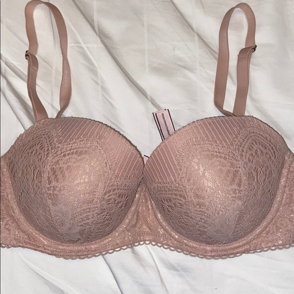 Victoria’s Secret Dream Angels Lightly Lined Lace Demi Bra 32DD Pink Sexy Cute